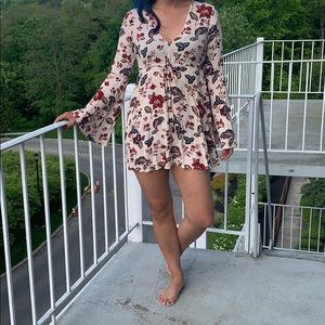 Cute flowy summer picnic dress.